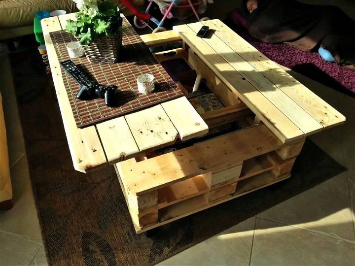 Adorable DIY Coffee Table With Storage to Sell 