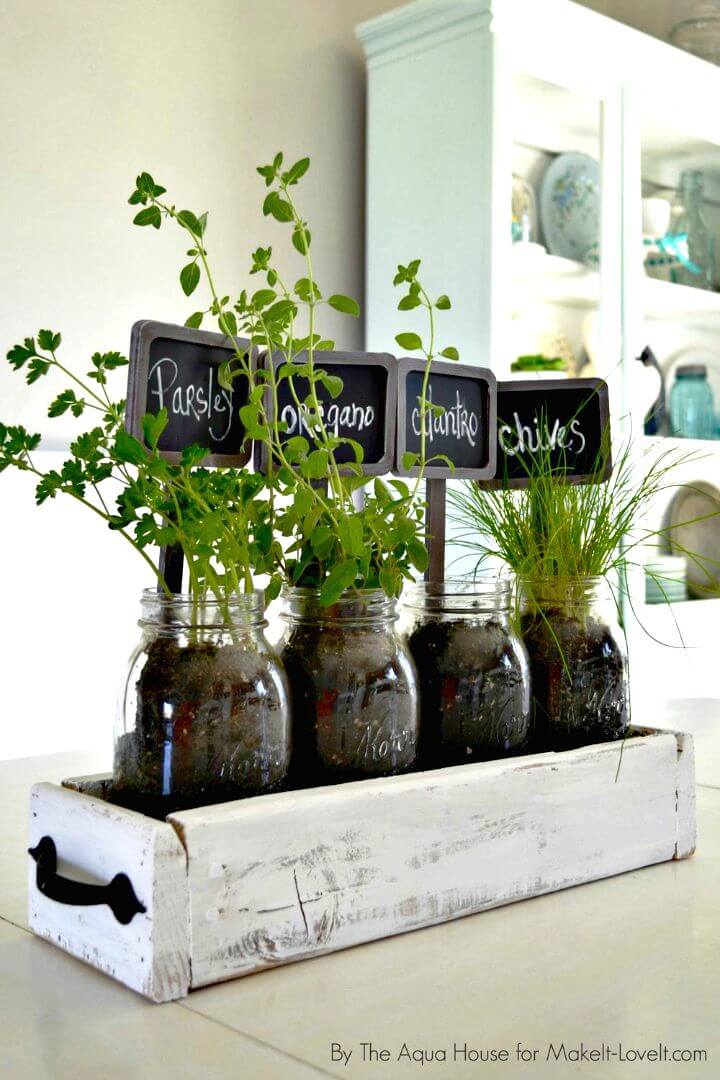 Turn an Old Pallet Into Wooden Box Centerpiece