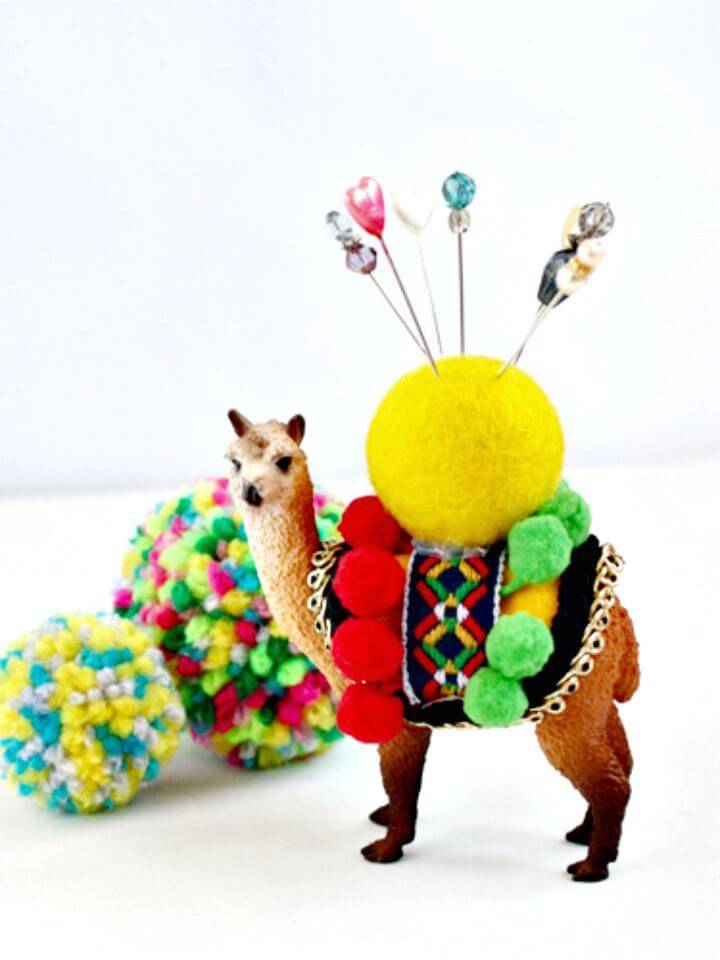 Cute DIY Plastic Animal Pin Cushion - Gift Ideas 