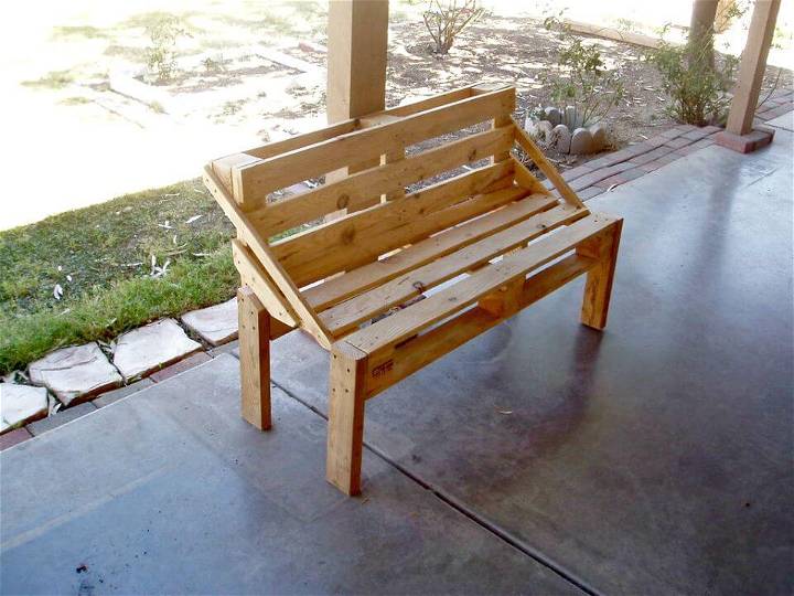 How To Turn Old Pallets Into Adorable Bench to Sell 