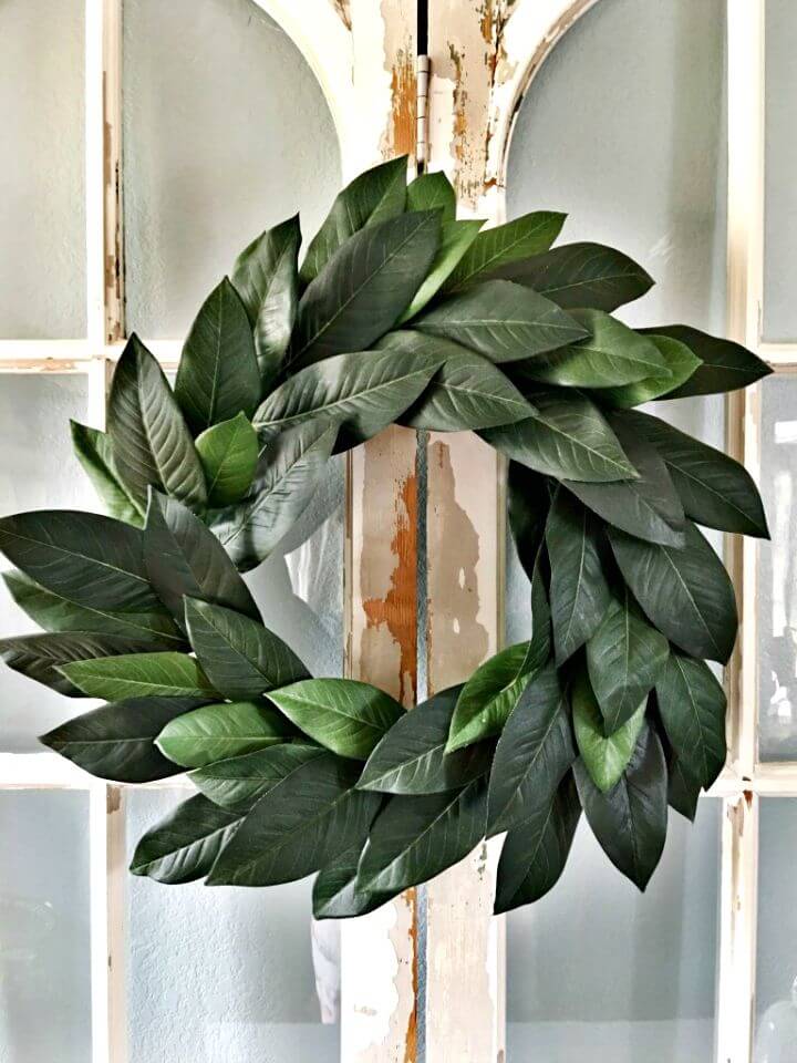 Making Your Own Faux Magnolia Summer Wreath