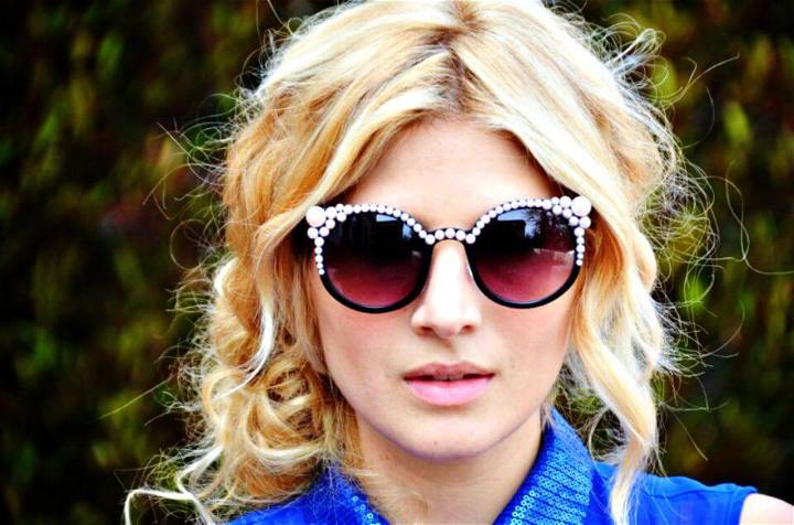 How To Make Pearl Encrusted Sunglasses - DIY