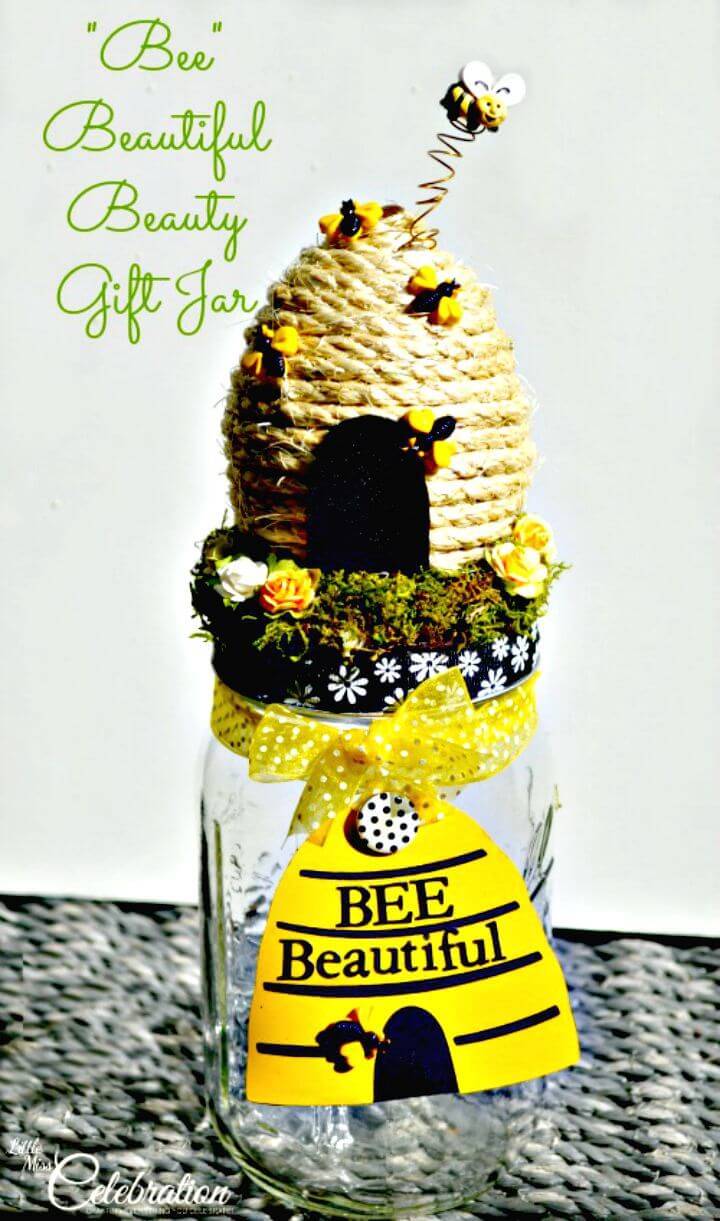 How To Make “BEE” Beautiful Beauty Gift Jar - DIY Mason Jar Crafts 