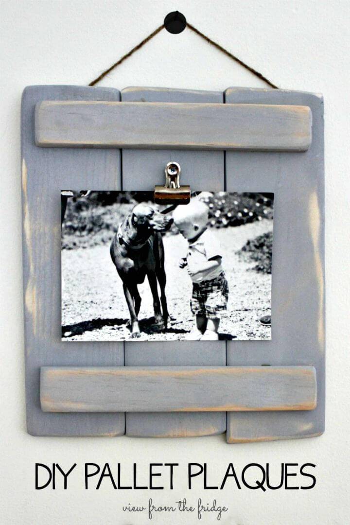 Easy and Quick DIY Pallet Plaques to Sell 
