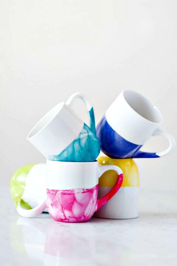 Stylish DIY Marble Dipped Mugs