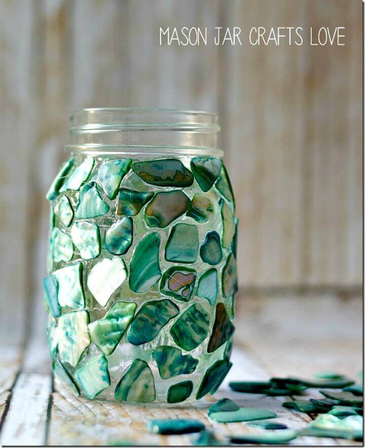 Adorable DIY Mosaic Mason Jar