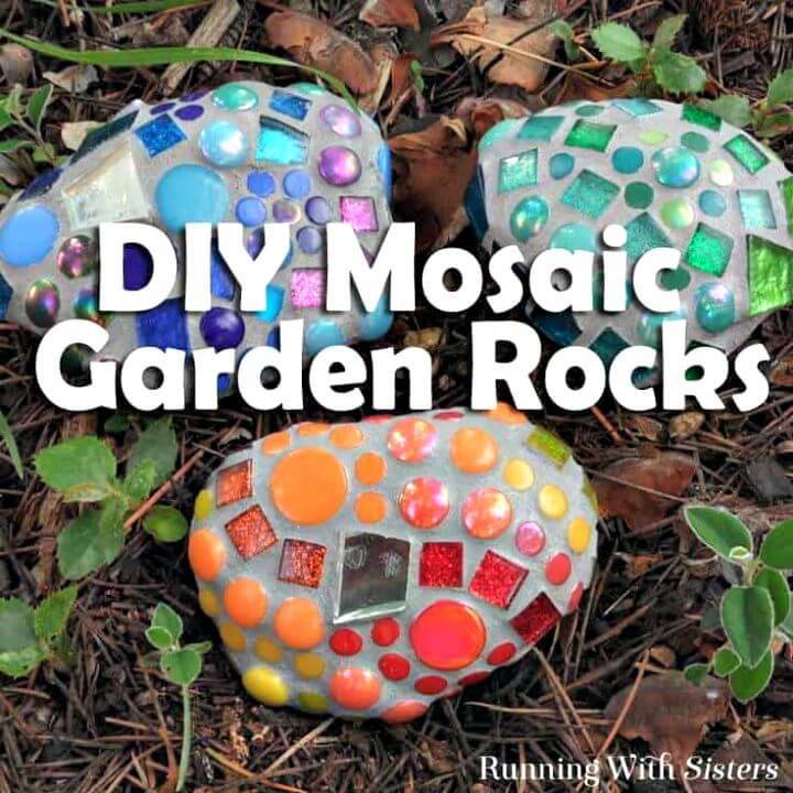 Cute DIY Mosaic Garden Rocks