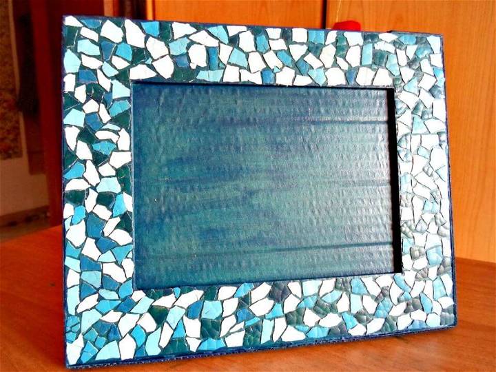 Make Your Own Eggshell Mosaic Frame