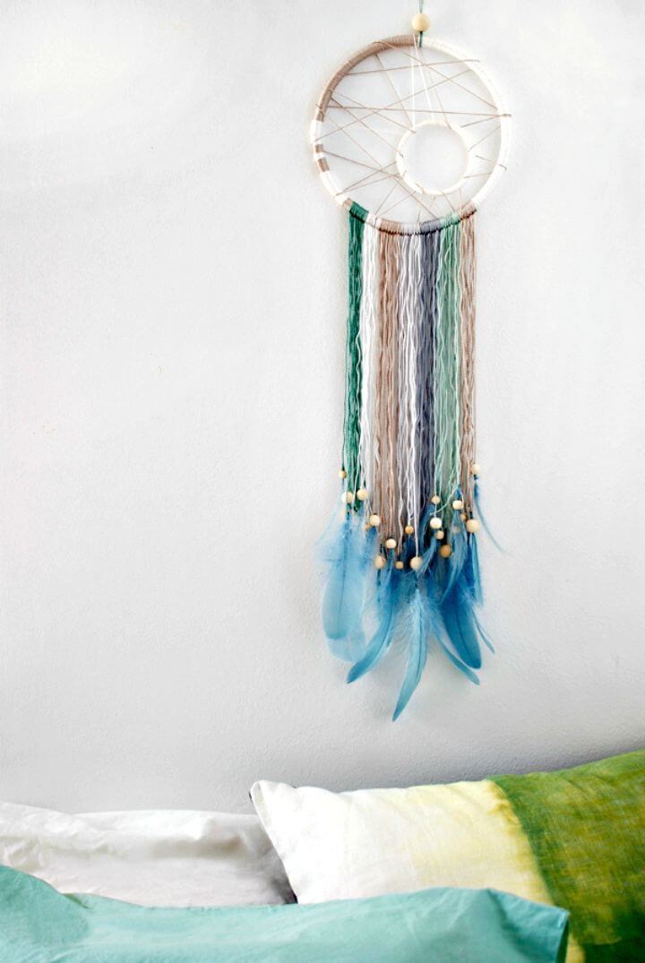 DIY Dream Catchers Made by Kids - ARTBAR