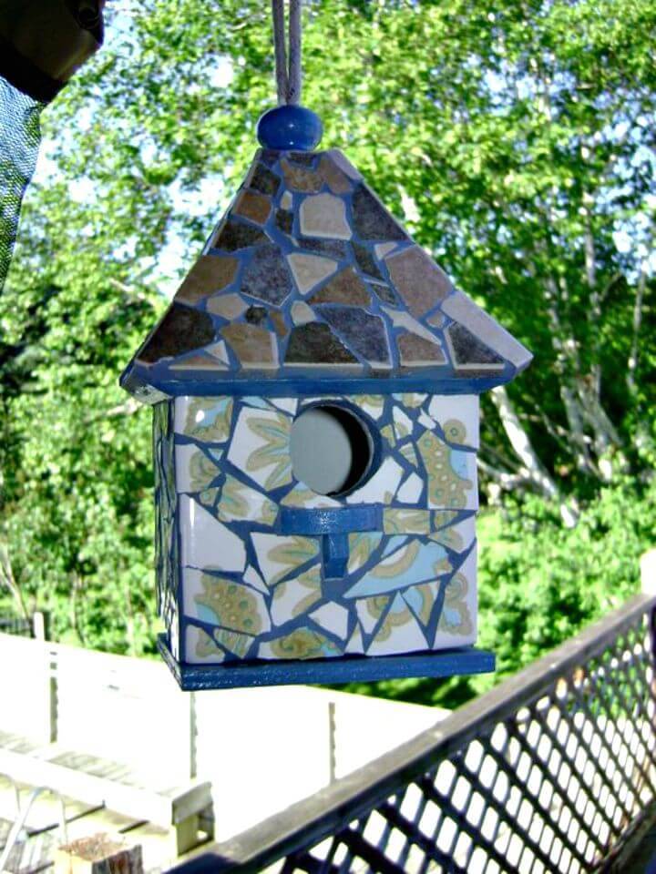 Super Cute DIY Birdhouse From Used Or Broken Tile