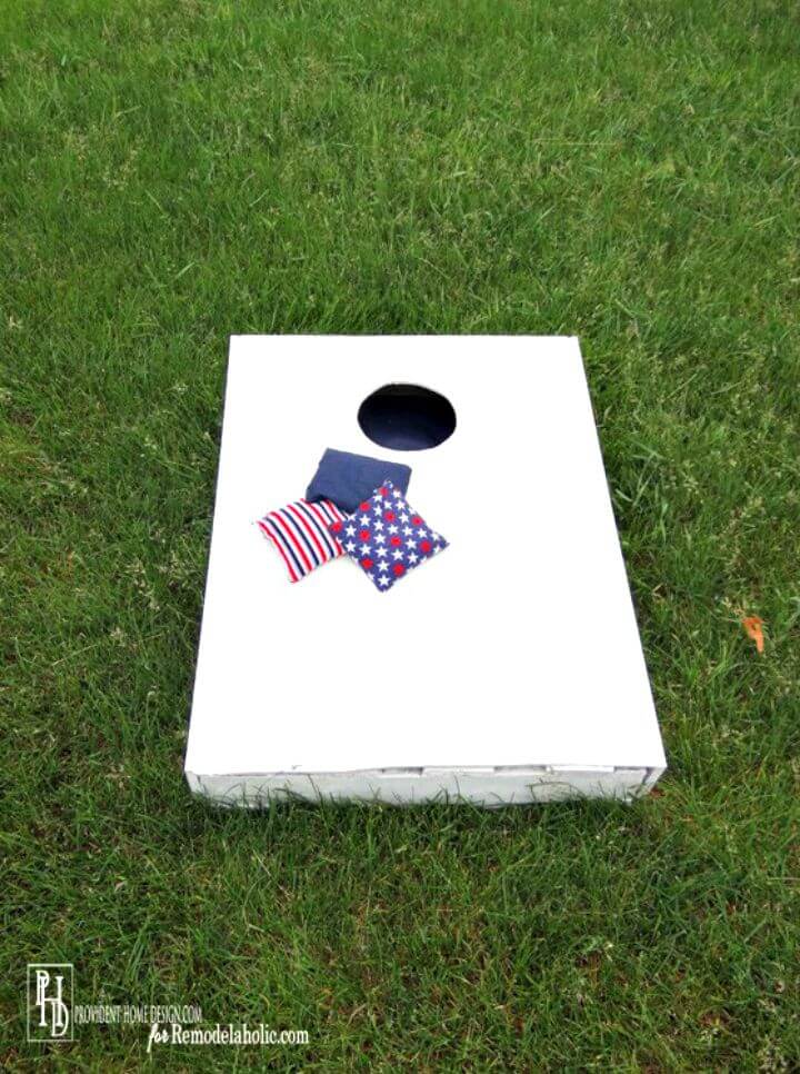 How to Turn Pallets into Cornhole Set