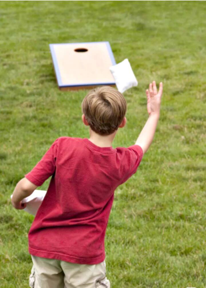 Easy DIY Cornhole Boards