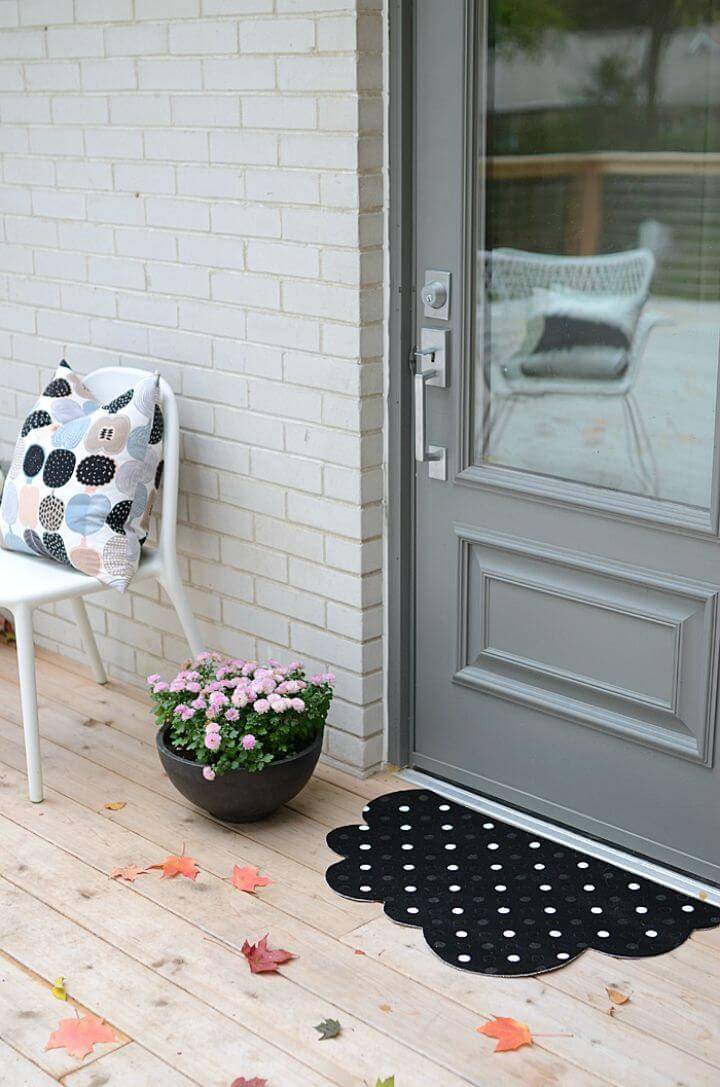 Beautiful DIY Polka Dot Cloud Mat Two Ways