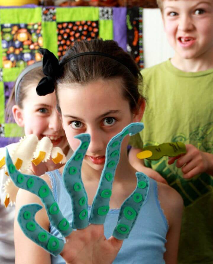 Make Monster Finger Puppets for Kids - DIY