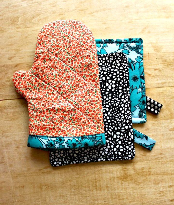 DIY Oven Mitt and Hot Pad