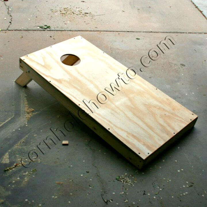 Easy DIY Cornhole Board Tutorial