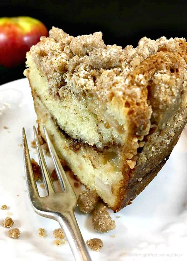 Best Cinnamon Streusel Apple Coffee Cake Recipe