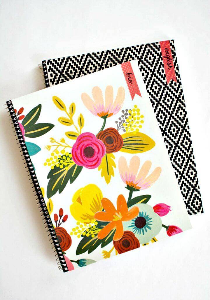 How to DIY Customizable Notebooks Cover