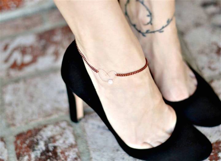 DIY Rose Gold Chain and Wire Initials Anklets
