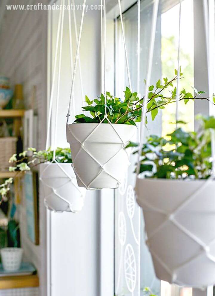 Easy DIY Macramé Hanging Planters - Indoor Garden Ideas  
