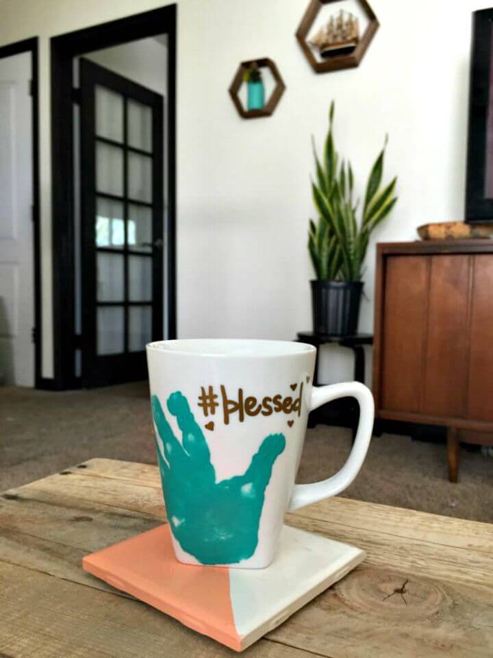 How to Make Handprint Mug