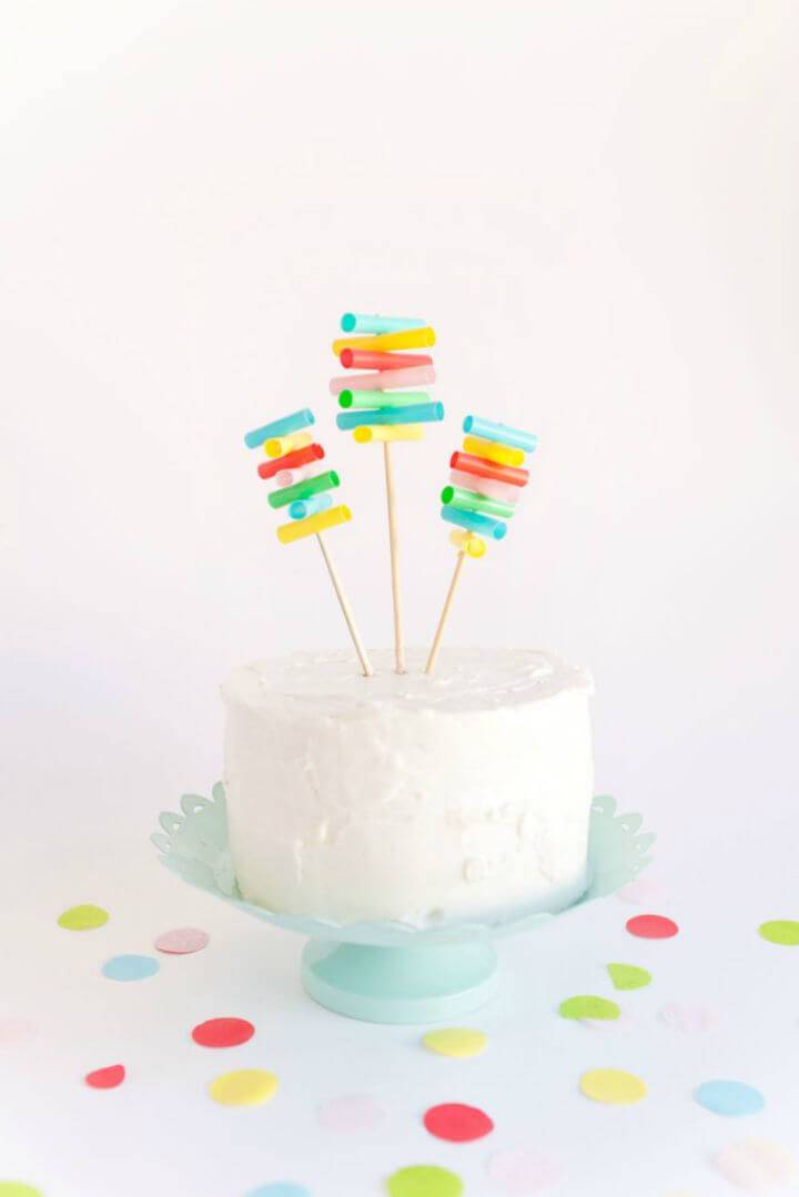 Unique and Colorful DIY Straw Cake Topper