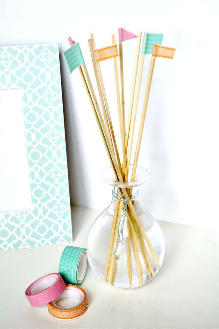 Make Your Own Reed Diffuser - DIY