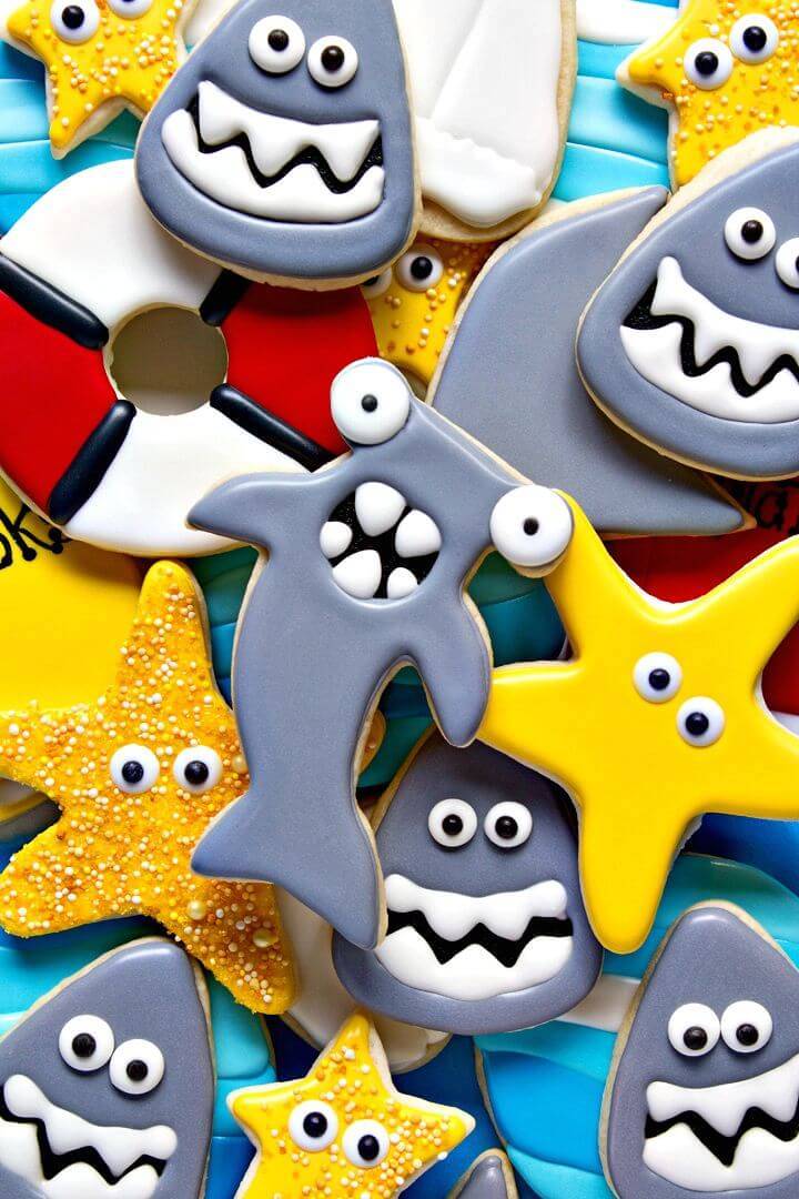 How to Decorate Hammerhead Shark Cookies