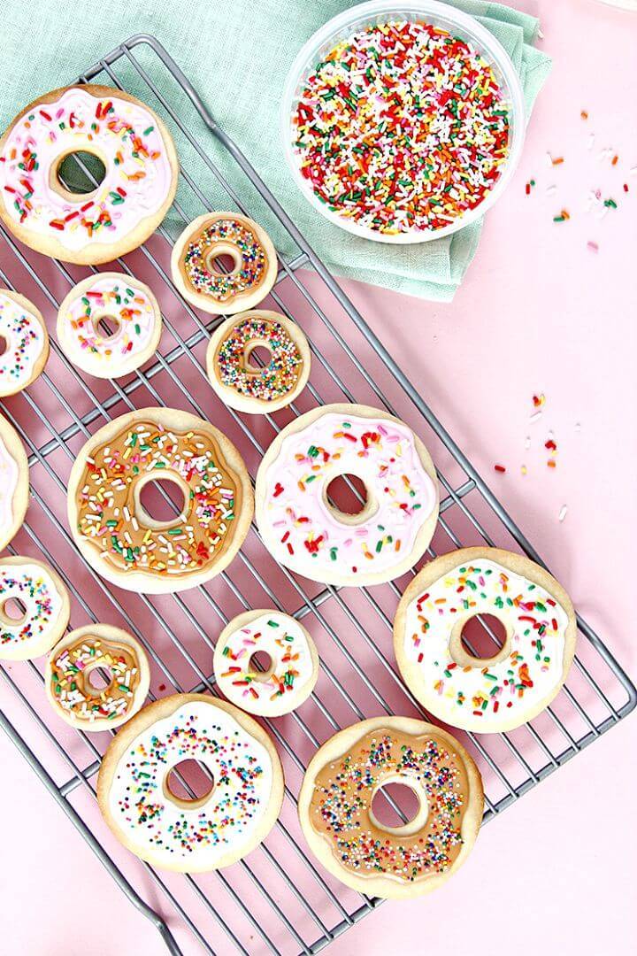 Delicious Donut Cookie Recipe - DIY