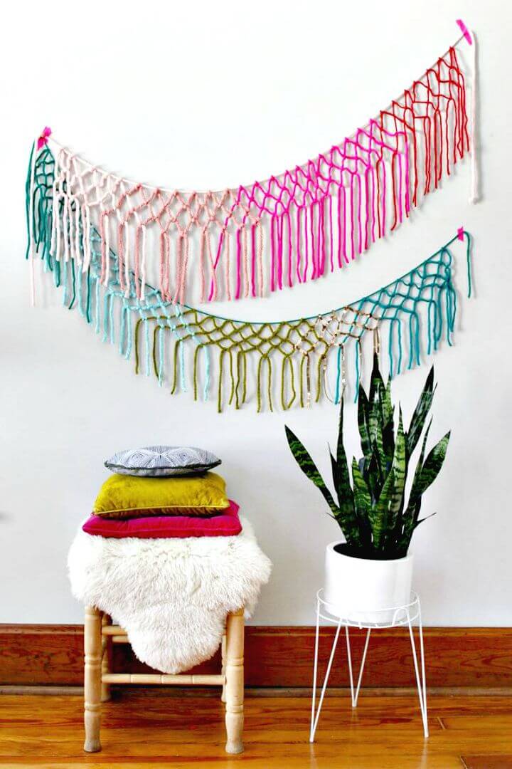 How to Make Macrame Yarn Garland - DIY