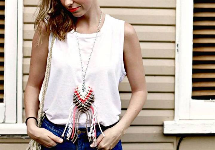Pretty Rope Necklace - DIY Macrame Crafts