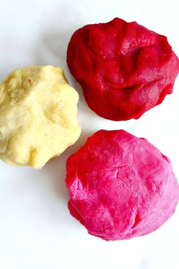 Microwave Playdough with Safer and Healthier Ingredients 