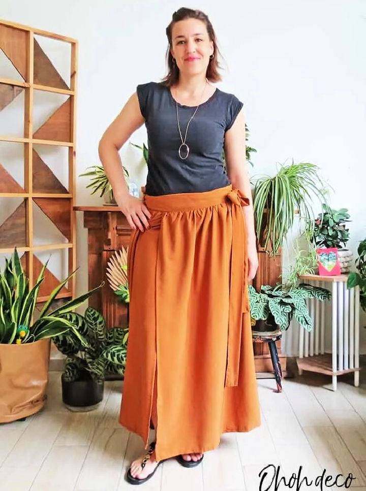 How to Sew a Skirt Using Fabric