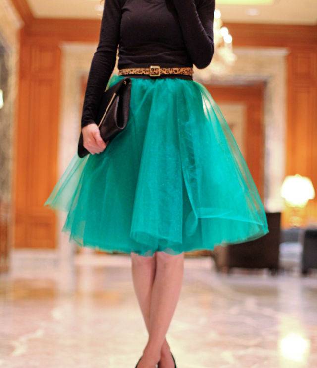 DIY Tulle Skirt With Details Instructions