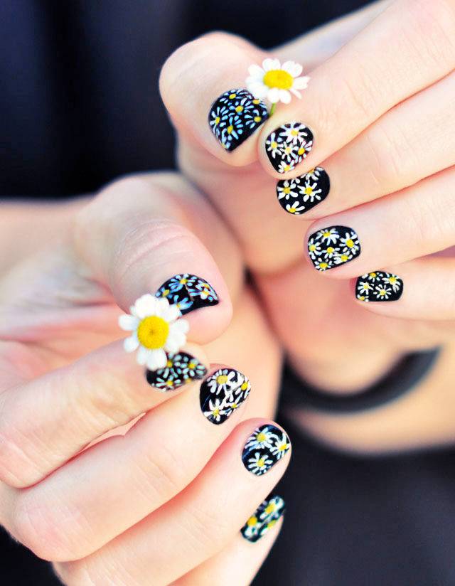 Awesome Daisy Nail on a Classic Black Manicure