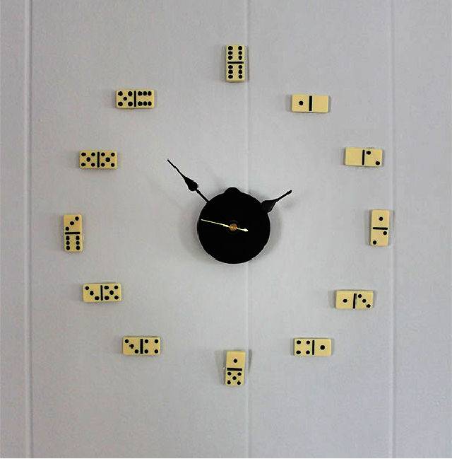Budget Friendly DIY Domino Clock Gift
