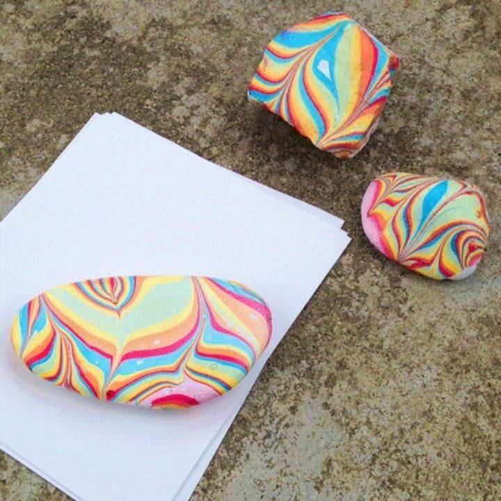 DIY Marbled Paperweight Painted Rocks, Stone Painting Designs, Rock Painting Ideas and Patterns