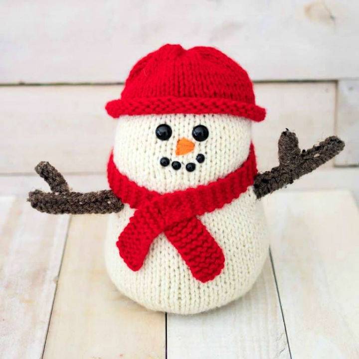 Easy Flat Knit Snowman Pattern for Beginners