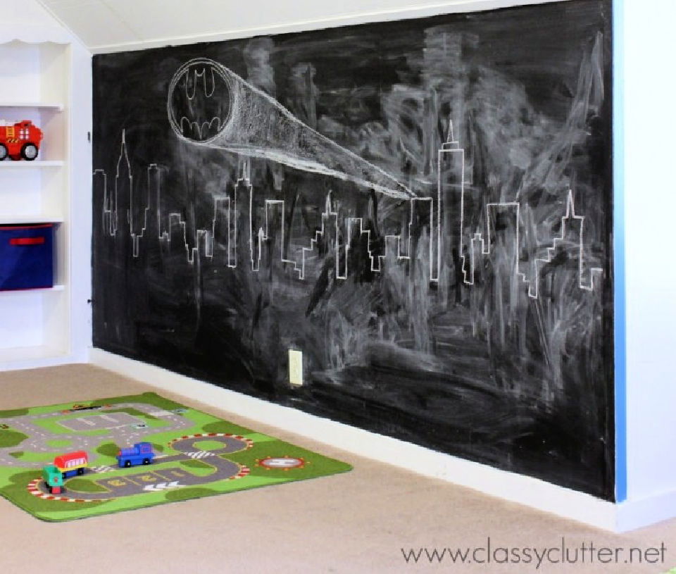 Easy Steps to Make a Chalkboard Wall