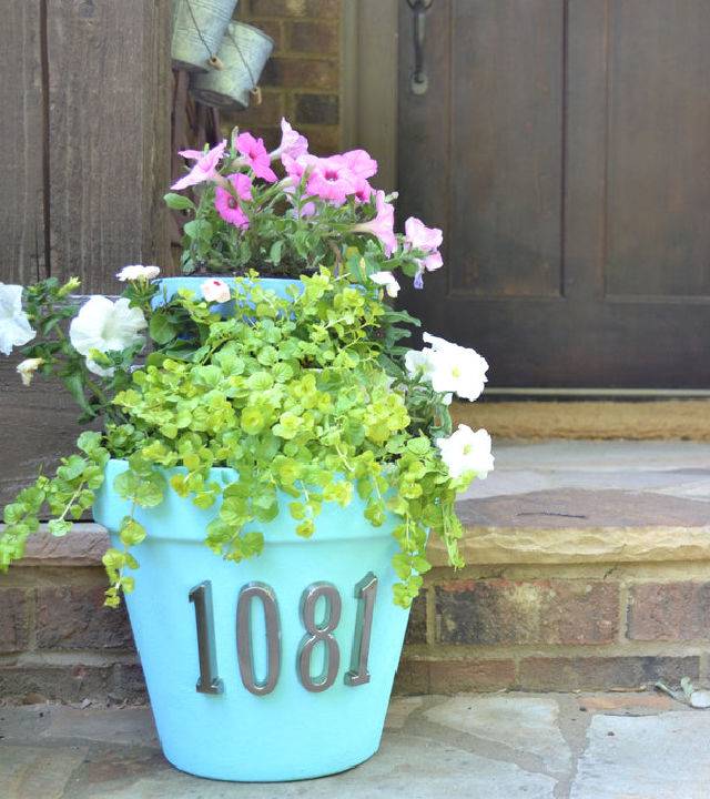 House Number Planter Tutorial