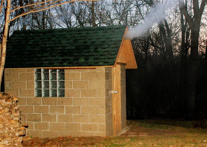 DIY Wooden Smokehouse
