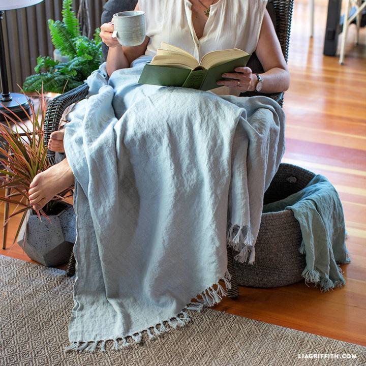 How to Make a Linen Throw Blanket