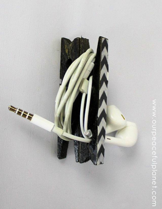 Make Your Own Earbud Holder