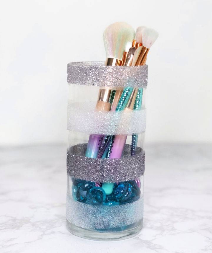Make a Glitter Makeup Brush Holder