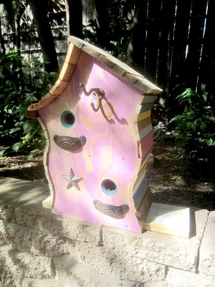 Wooden Pallet Birdhouse Ideas ⋆ DIY Crafts