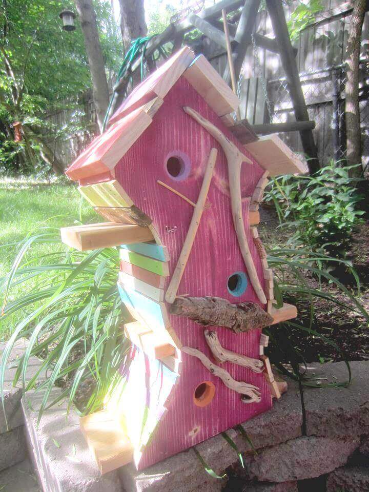 Wooden Pallet Birdhouse Ideas ⋆ DIY Crafts