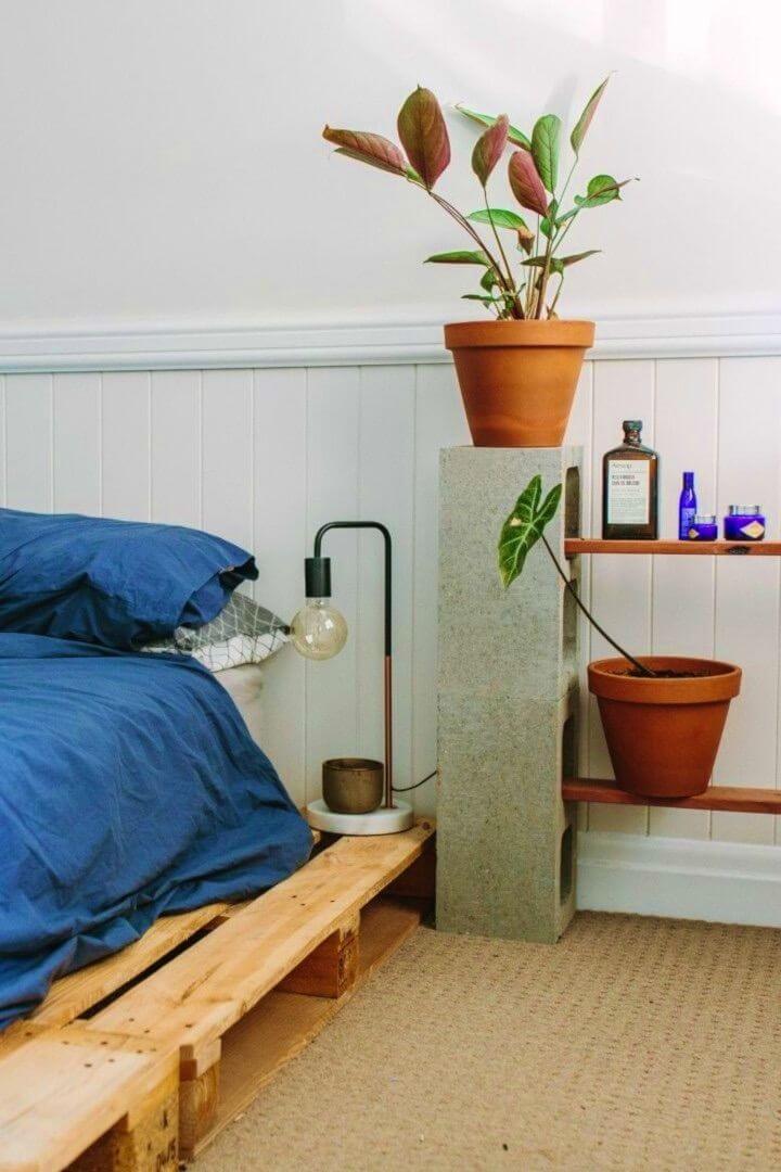 Beautiful DIY Pallet Bed