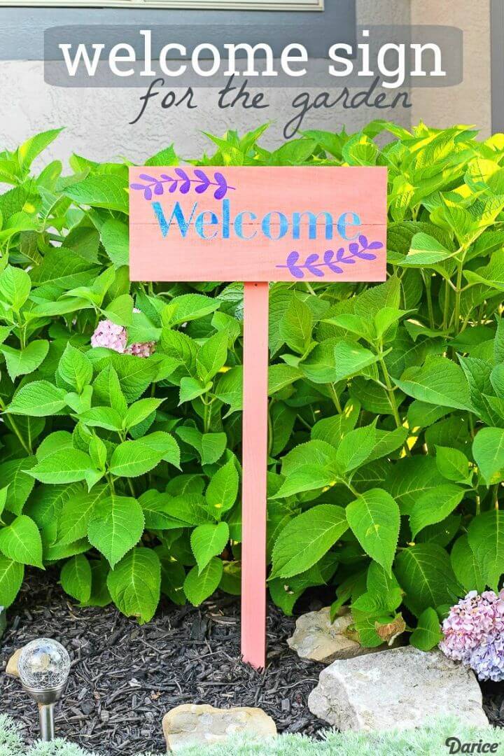 Colorful DIY Wood Welcome Garden Sign