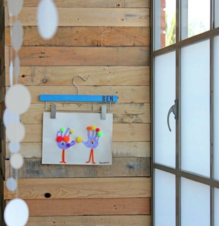 DIY Display Kids Art on Hangers