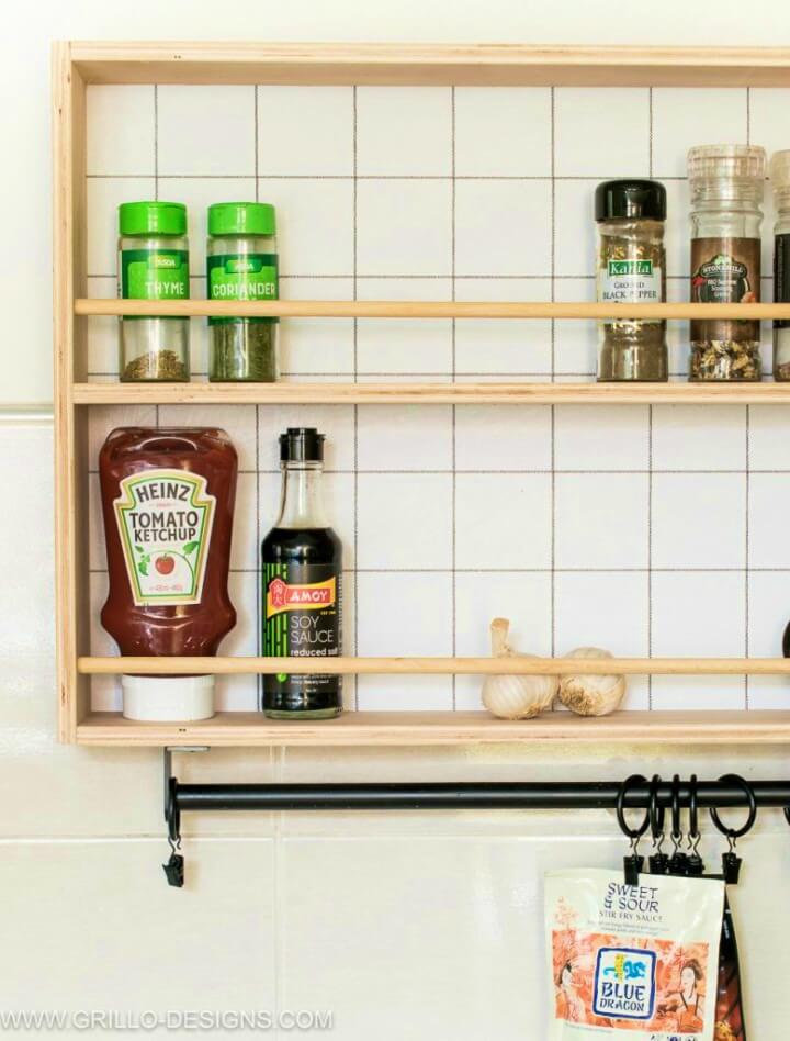 DIY Hanging Spice Rack Storage